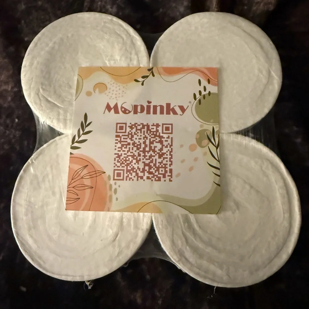 MCPINKY 4PCS Compressed Towel  40 x 27.5” Reusable Camping, Hiking or Swim